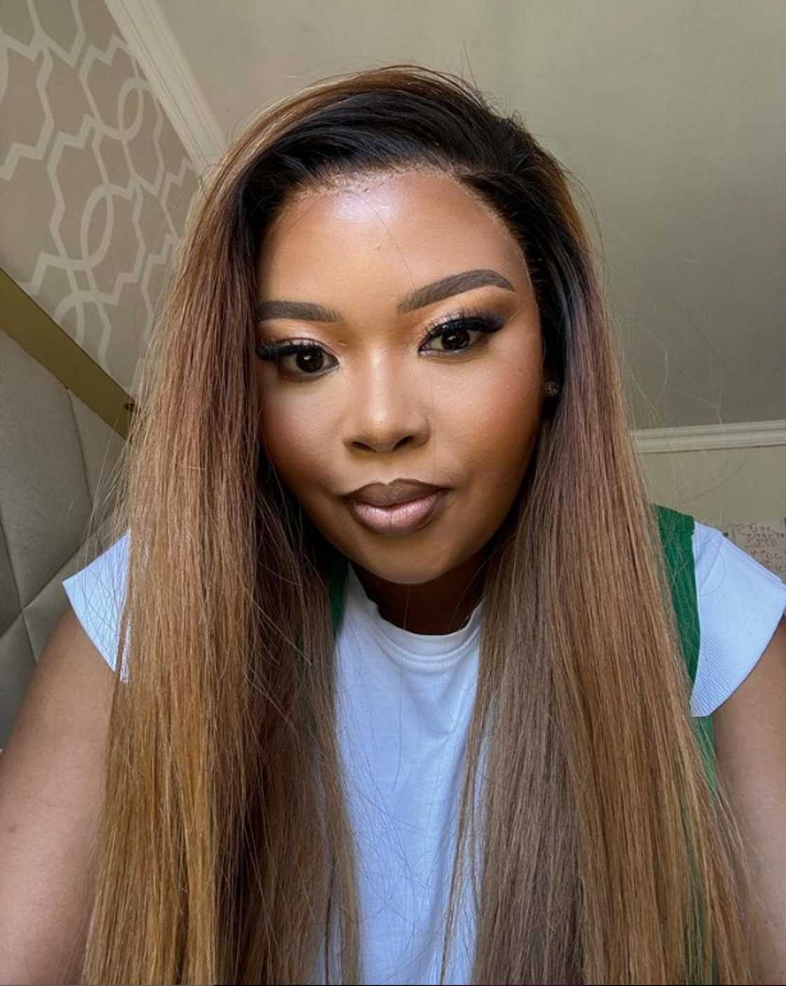 Netizens reacted to Anele Mdoda's response to a troll Netizens reacted to Anele Mdoda's response to a troll