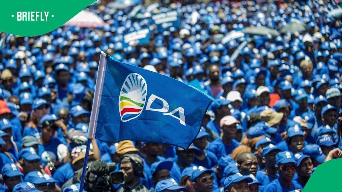 The Democratic Alliance (DA) will formally call on the Ministry of Police