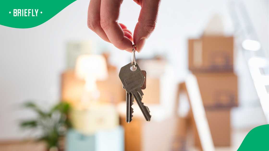 South African tenants may have extra costs to consider beyond their monthly rent. South African tenants may have extra costs to consider beyond their monthly rent.