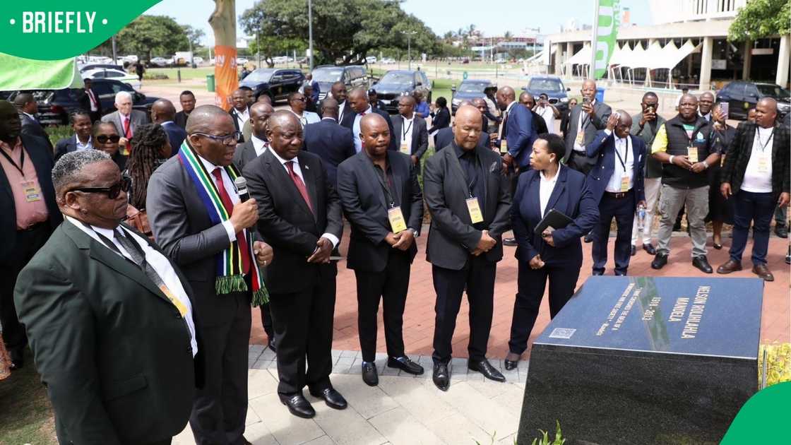 President Ramaphosa officially unveiled the statues President Ramaphosa officially unveiled the statues