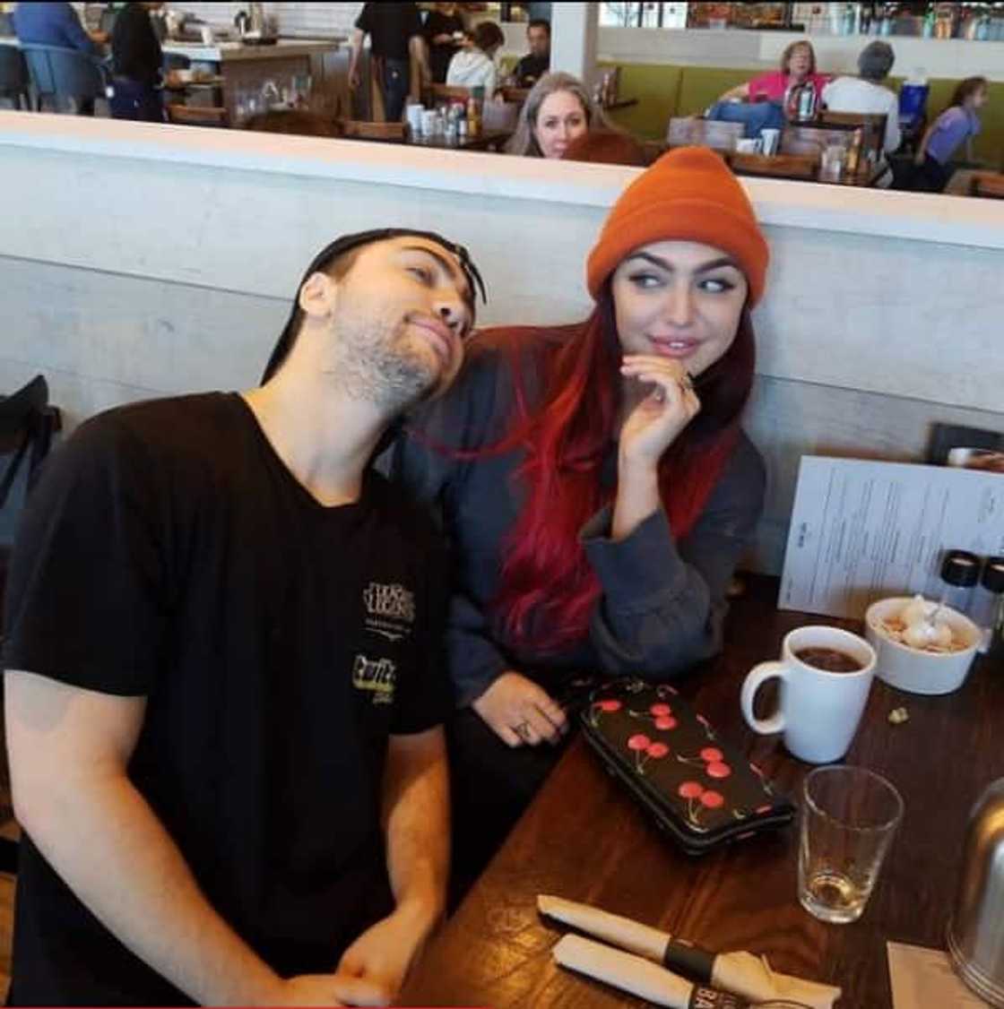Who is Emily Rinaudo? Everything to know about Mizkif's sister Who is Emily Rinaudo? Everything to know about Mizkif's sister