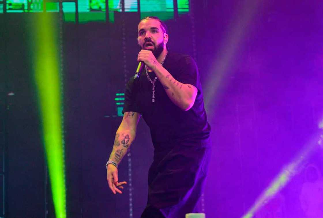 Drake performs at State Farm Arenain Atlanta Drake performs at State Farm Arenain Atlanta