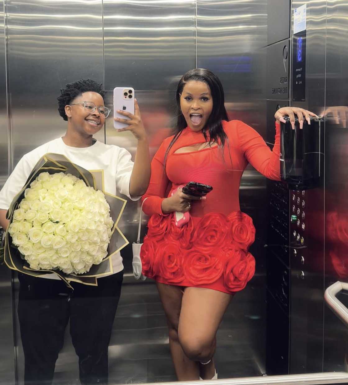 Online users discussed Shandesh and her girlfriend's apparent break up