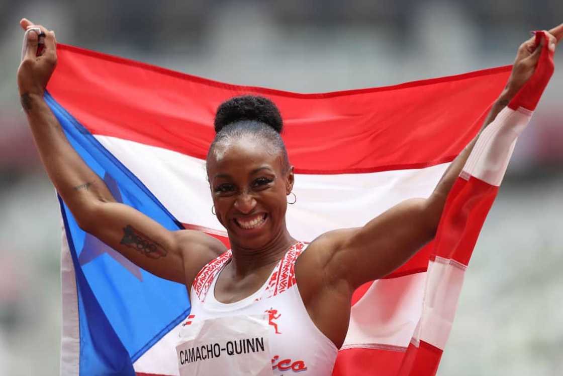 Jasmine Quinn's height Jasmine Quinn's height