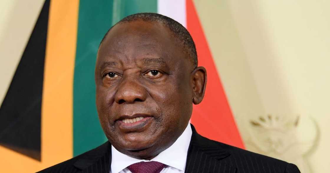 Cyril Ramaphosa, #RamaphosaMustFall, Twitter Reactions, South Africa, Alchol ban