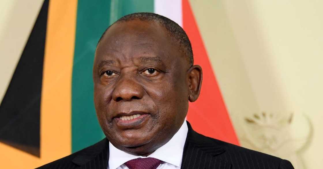 Cyril Ramaphosa, #RamaphosaMustFall, Twitter Reactions, South Africa, Alchol ban Cyril Ramaphosa, #RamaphosaMustFall, Twitter Reactions, South Africa, Alchol ban