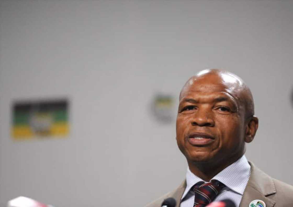 Supra Mahumapelo age Supra Mahumapelo age