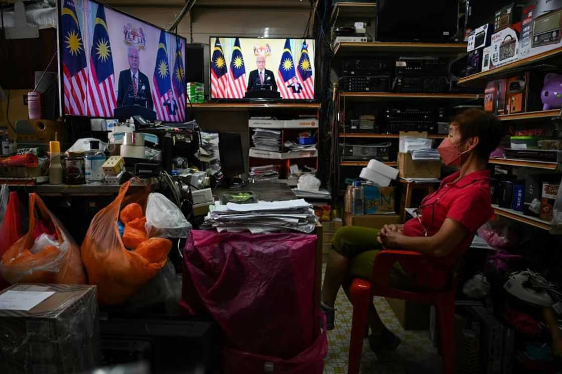 The snap elections were called days after the government unveiled a populist budget that included a few billion dollars worth of cash handouts and a cut in personal income taxes The snap elections were called days after the government unveiled a populist budget that included a few billion dollars worth of cash handouts and a cut in personal income taxes