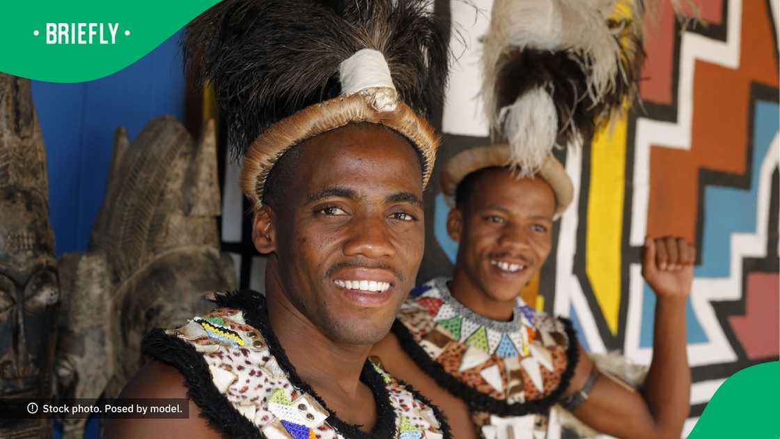 A white woman openly praised Zulu men's physiques A white woman openly praised Zulu men's physiques