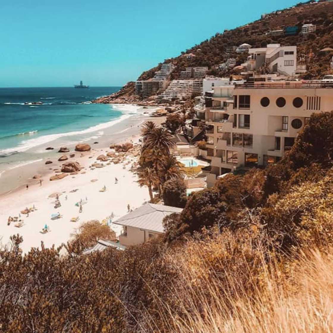 wealthiest suburbs in South Africa wealthiest suburbs in South Africa