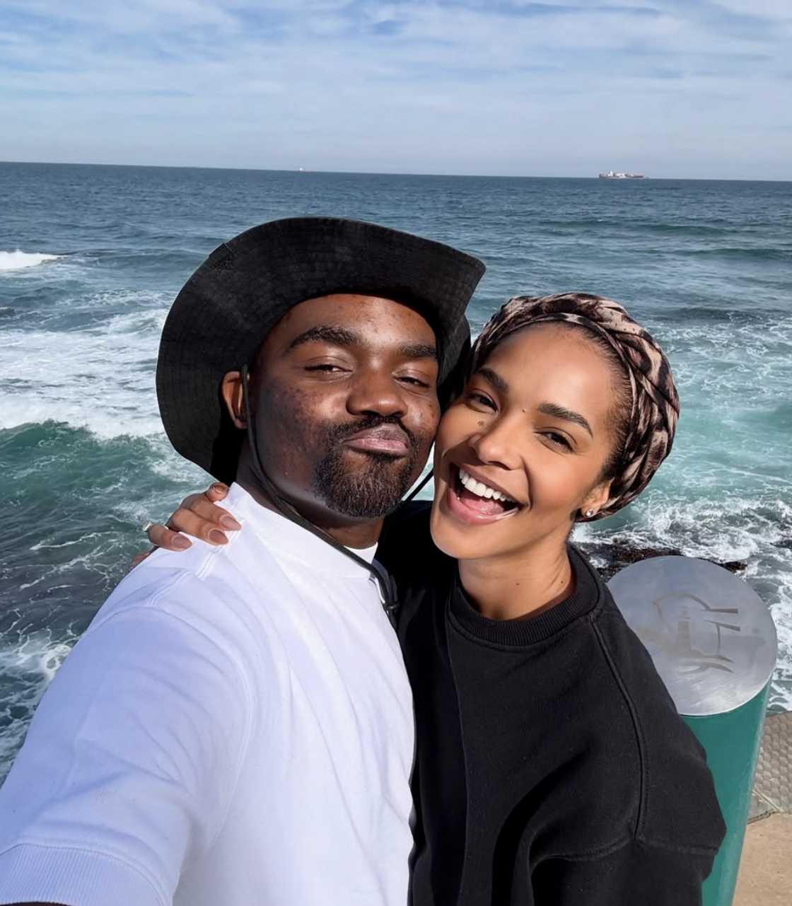 Fans celebrated the Mthombenis' wedding anniversary