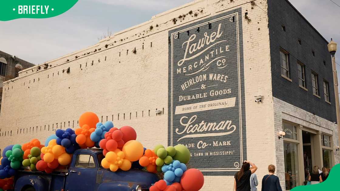 Laurel Mercantile Co Laurel Mercantile Co