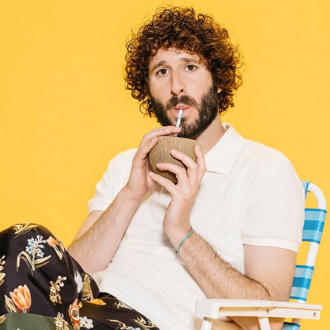 Is Lil Dicky single?