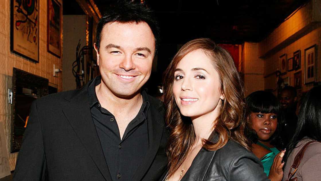 Seth MacFarlane and Eliza Dushku at Upfront presentation Seth MacFarlane and Eliza Dushku at Upfront presentation