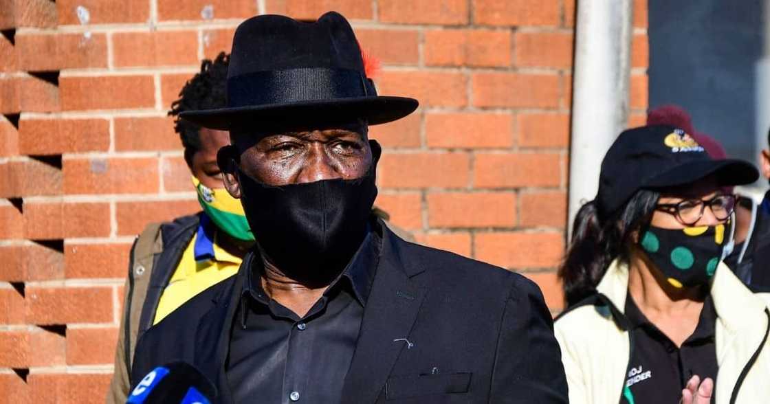 Bheki Cele, no intelligence report, not received about unrest