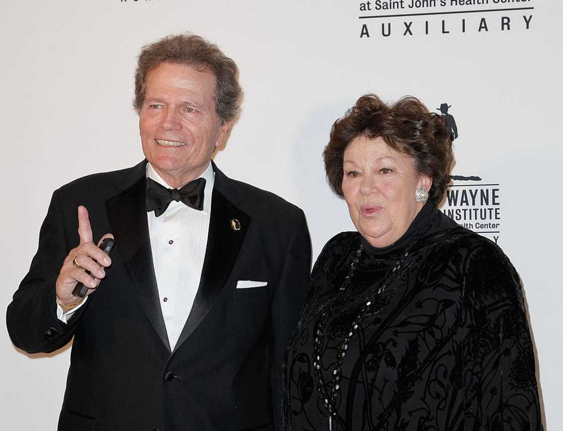 Pictures of John Wayne's children, Patrick Wayne and Melinda Wayne Munoz at Regent Beverly Wilshire Hotel in Beverly Hills, California. Pictures of John Wayne's children, Patrick Wayne and Melinda Wayne Munoz at Regent Beverly Wilshire Hotel in Beverly Hills, California.