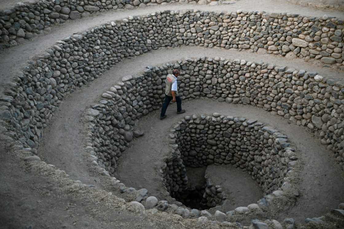 The aqueduct system provides water for some 900 subsistence farming families The aqueduct system provides water for some 900 subsistence farming families
