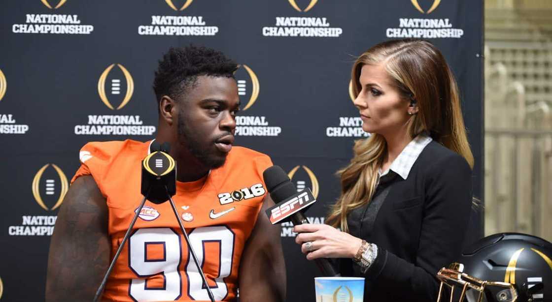 Samantha Ponder Samantha Ponder