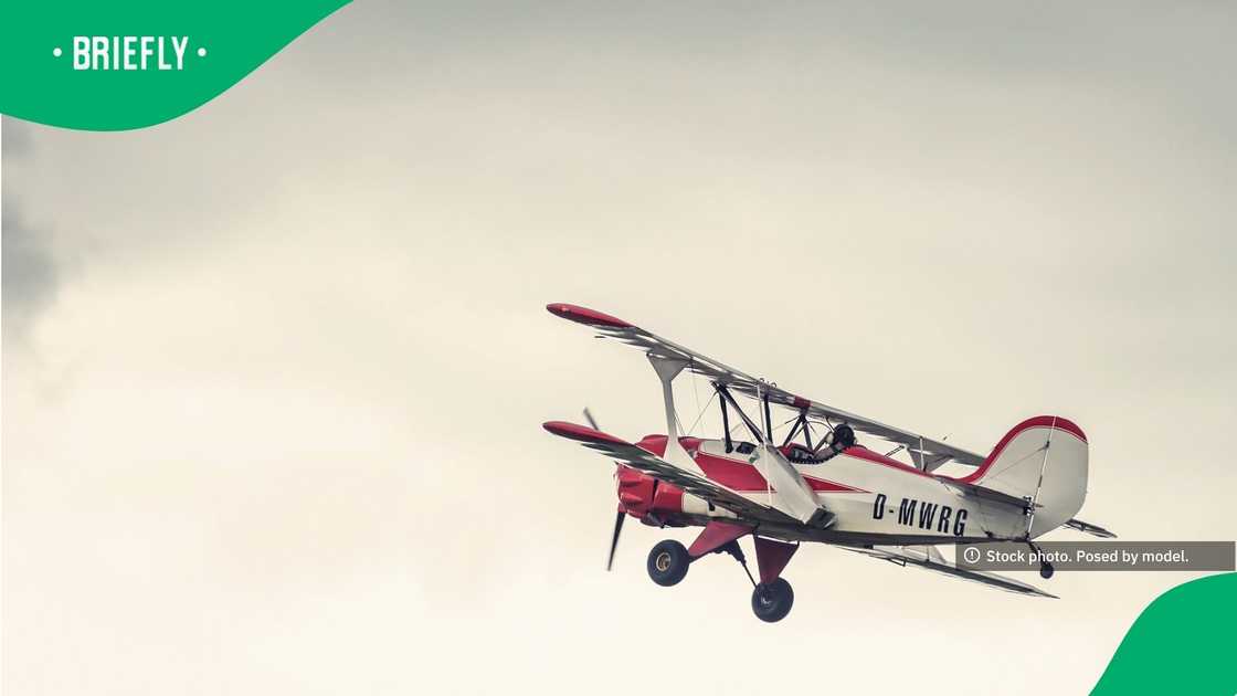 The visual captured a small private plane The visual captured a small private plane