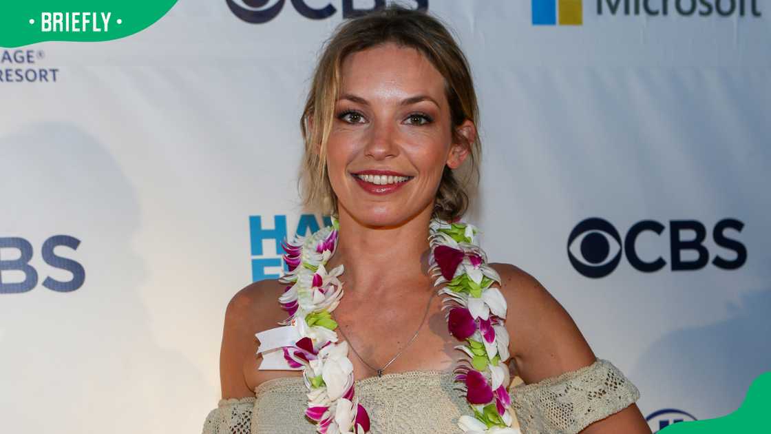 Perdita Weeks in Hawaii Perdita Weeks in Hawaii