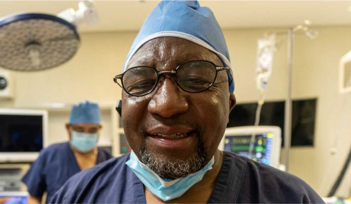 Others hailed the professor as a hero and called for a Guinness World Record