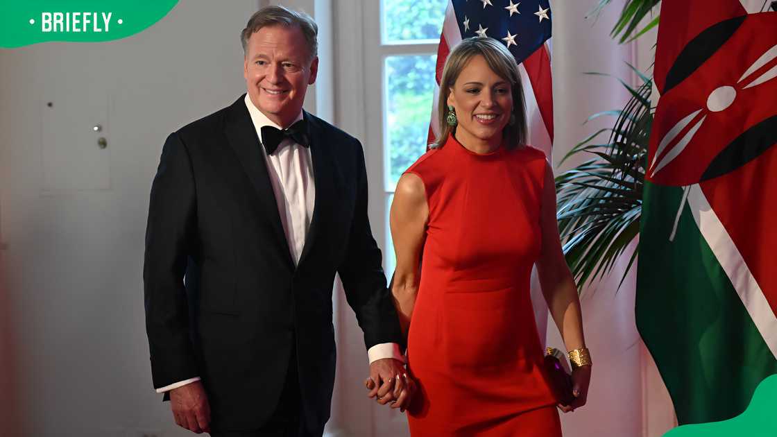 Roger Goodell and Jane Skinner at the White House Roger Goodell and Jane Skinner at the White House