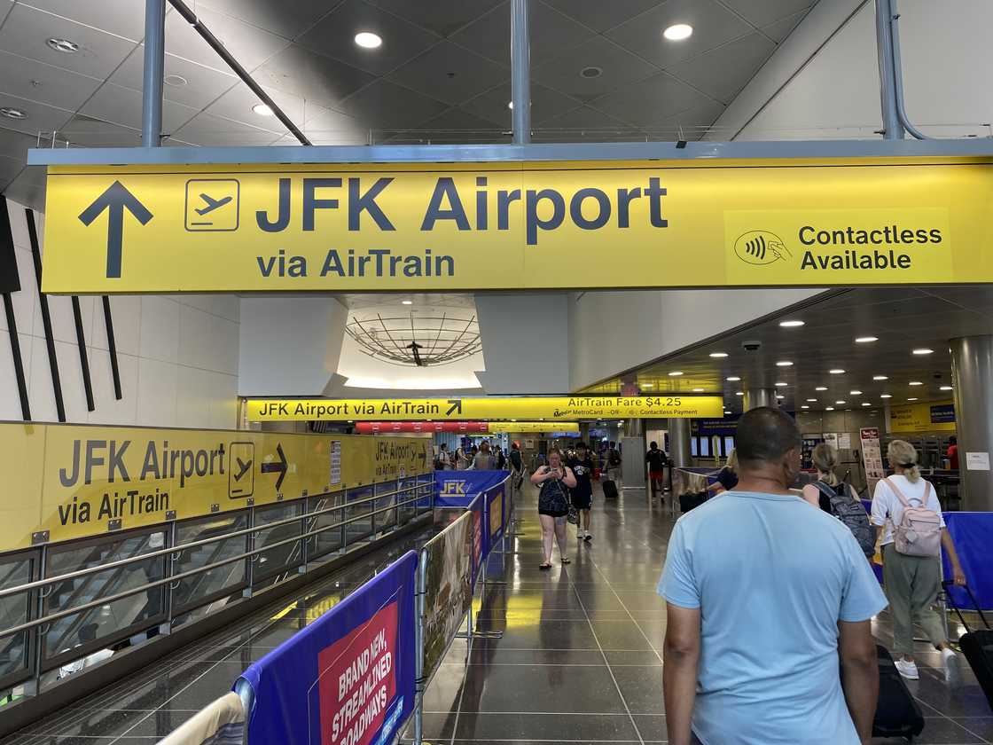 Air Train to JFK airport Air Train to JFK airport