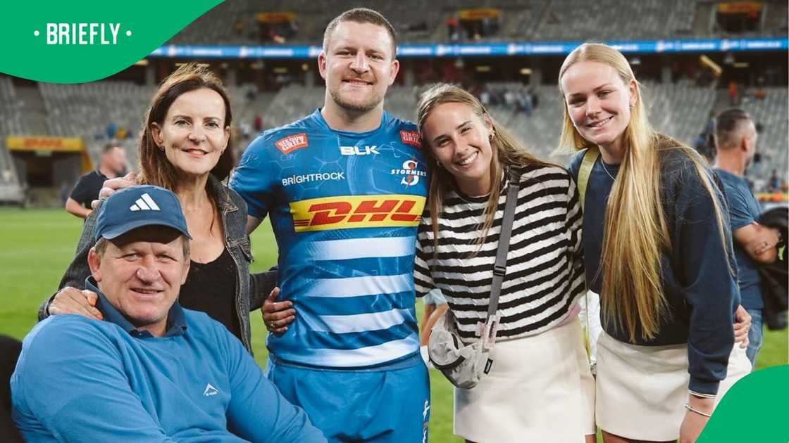 Nicolene Erasmus and her children posed with her future son-in-law Andre-Hugo Venter. Nicolene Erasmus and her children posed with her future son-in-law Andre-Hugo Venter.