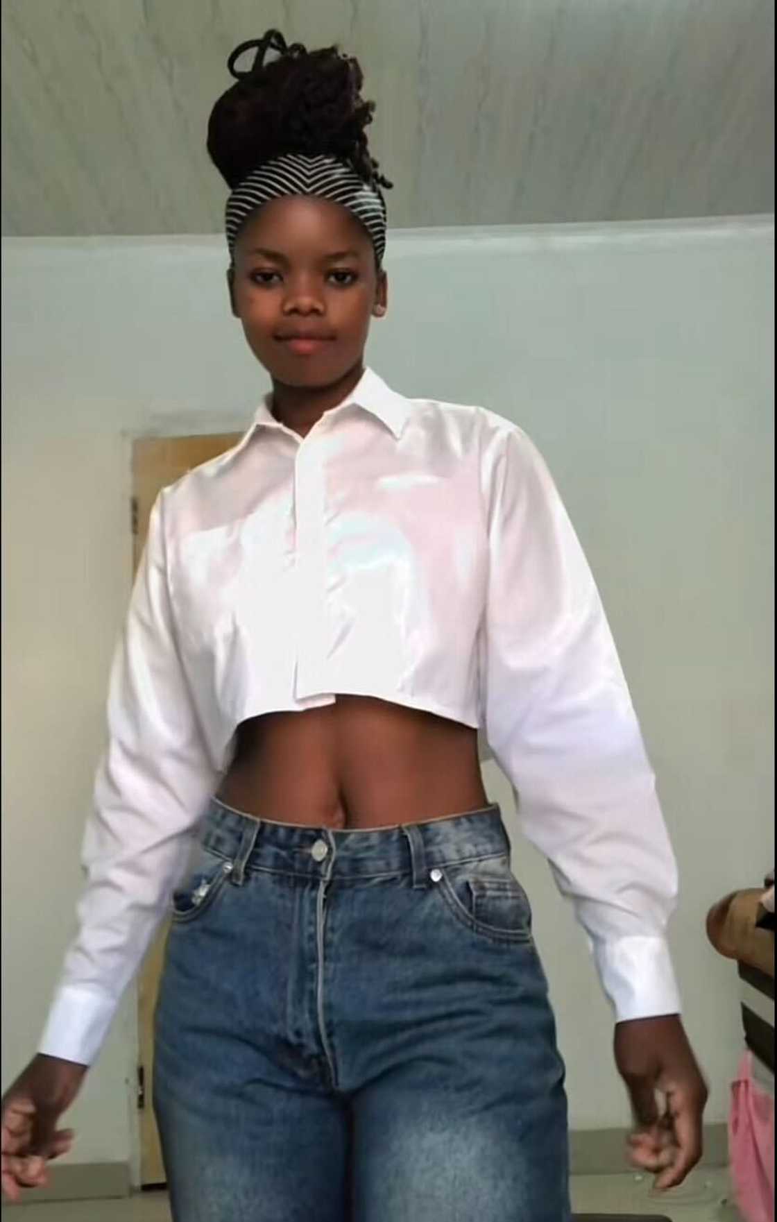 In South Africa, a young lady revealed how she unboxed her iPhones from China. In South Africa, a young lady revealed how she unboxed her iPhones from China.