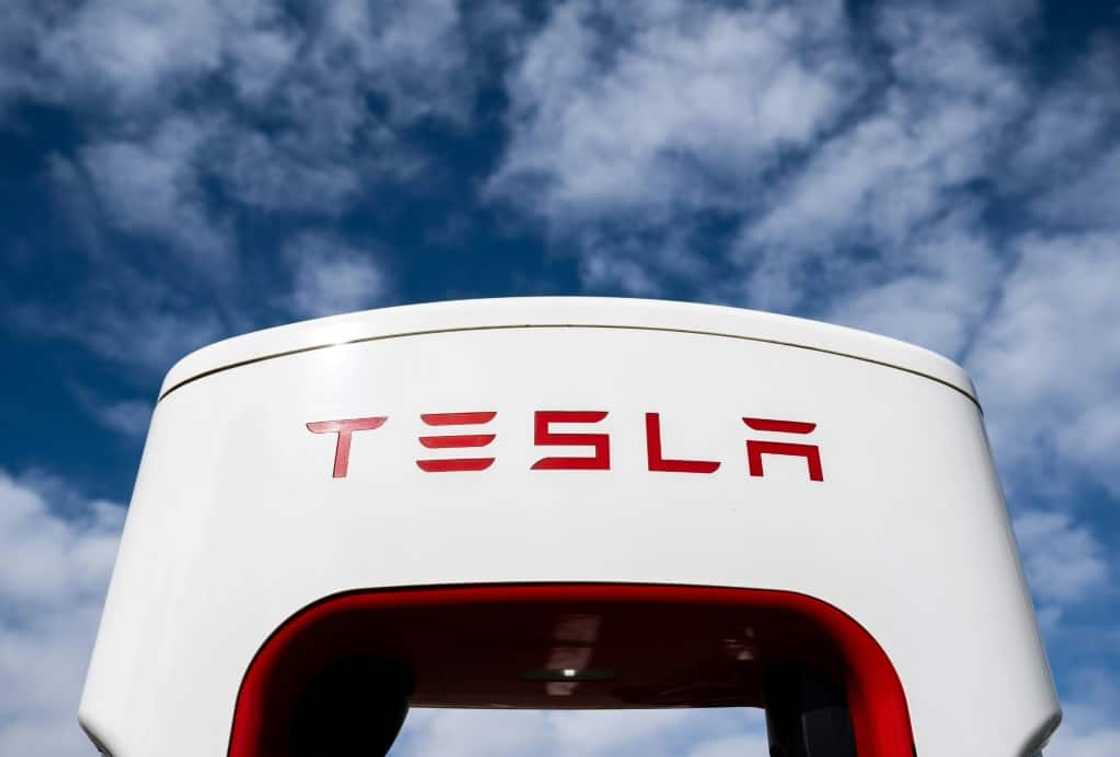 Tesla is cutting hundreds of more jobs in part of Elon Musk's latest cost-cutting push Tesla is cutting hundreds of more jobs in part of Elon Musk's latest cost-cutting push