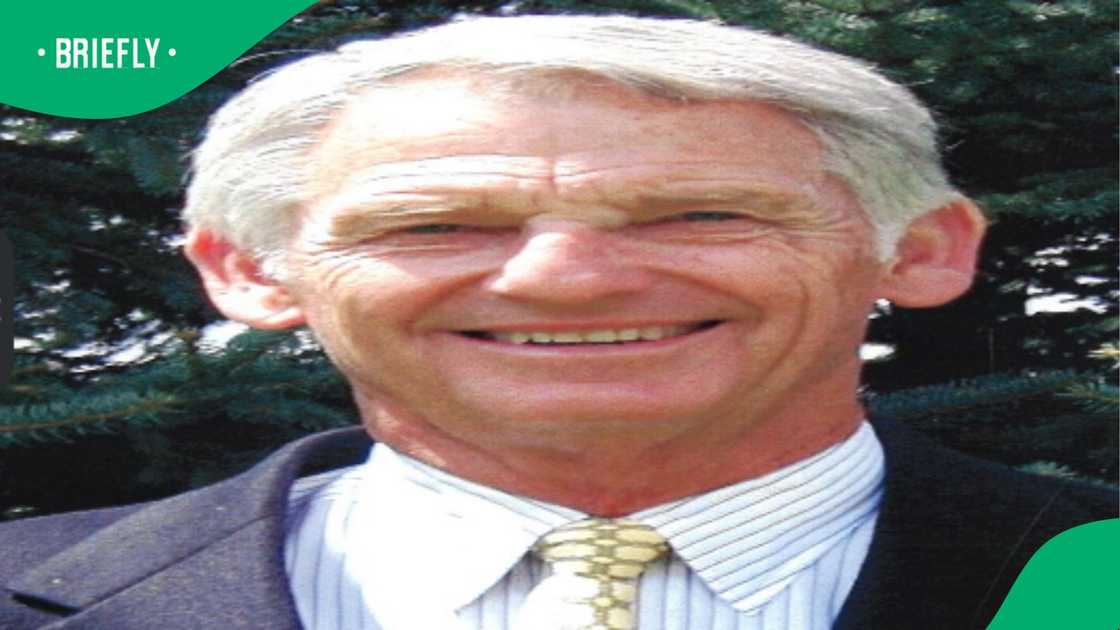 Frank Wharton passed away at the age of 90. Frank Wharton passed away at the age of 90.