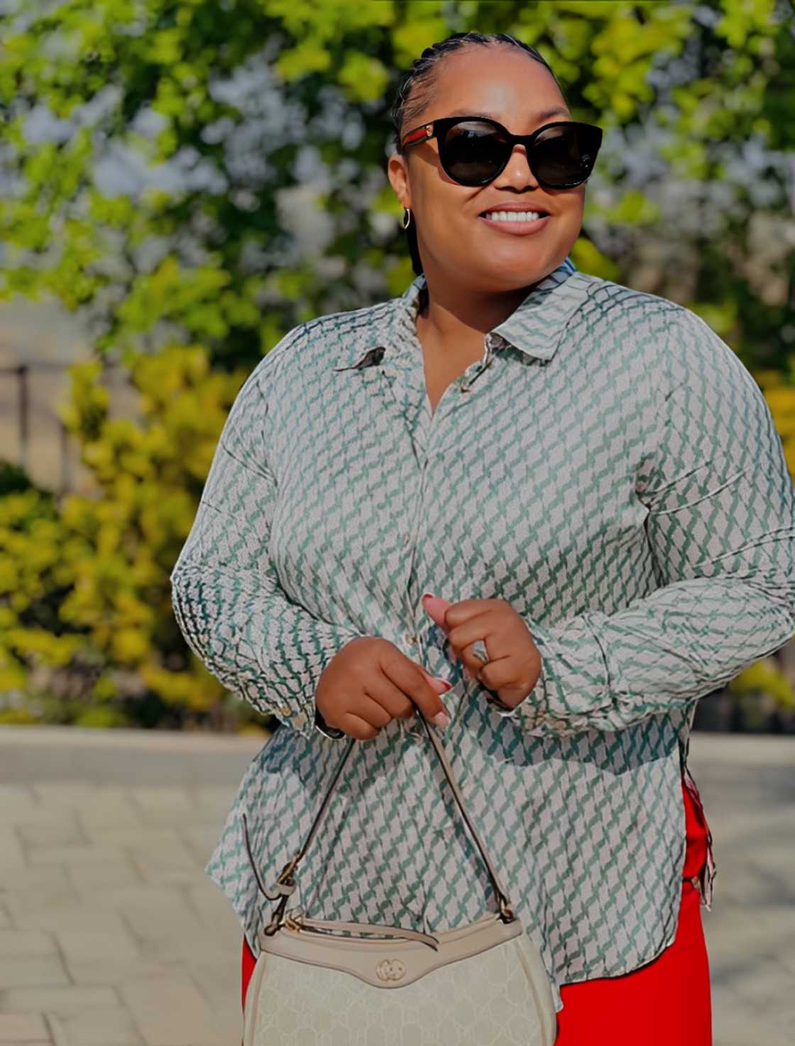 Thobile Khumalo was asked if she still loves her hubby Thobile Khumalo was asked if she still loves her hubby