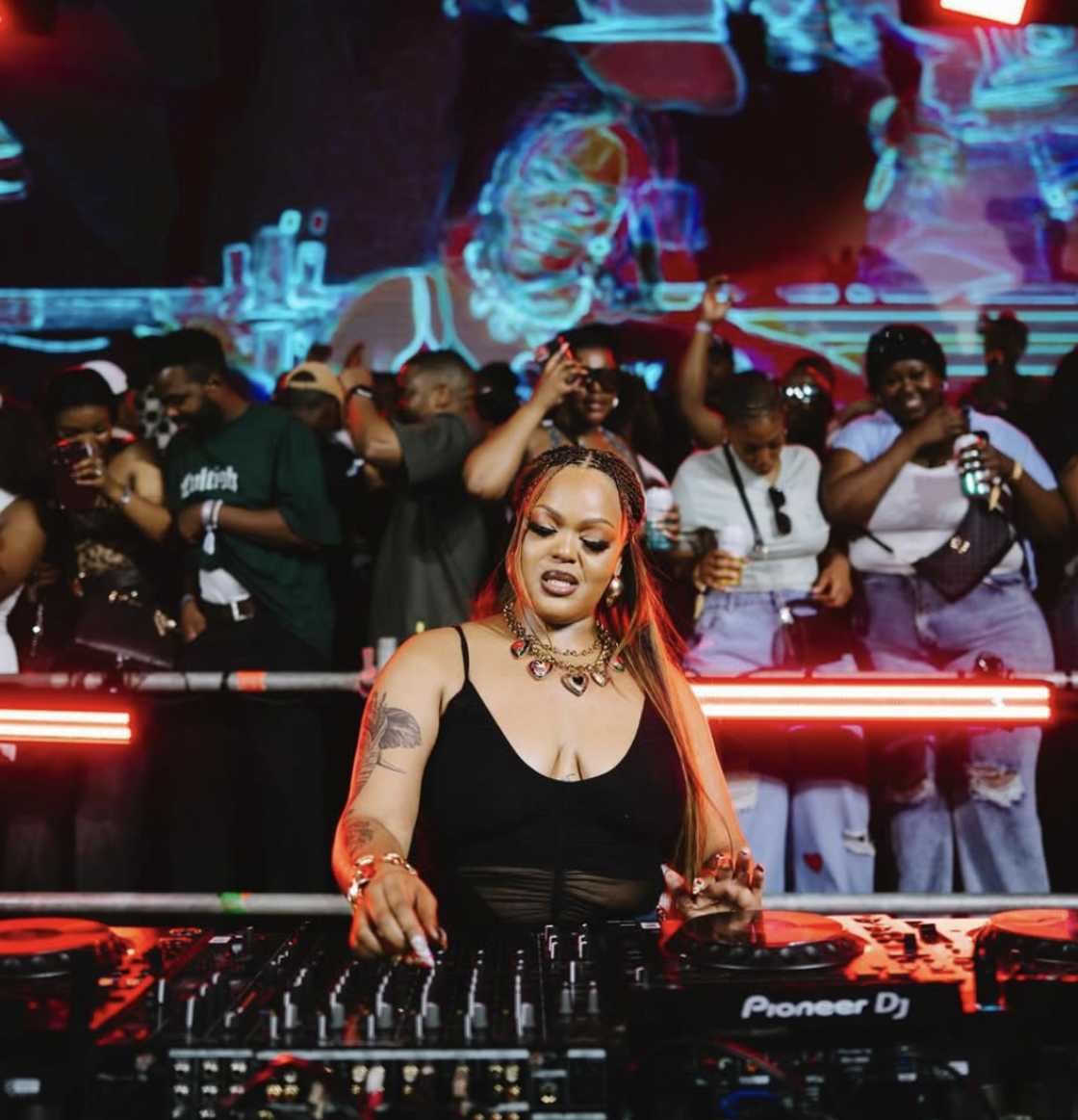 DBN Gogo will make history with her 24-hour set