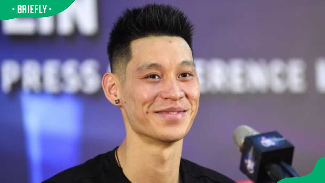Jeremy Lin at his presentation ceremony Jeremy Lin at his presentation ceremony