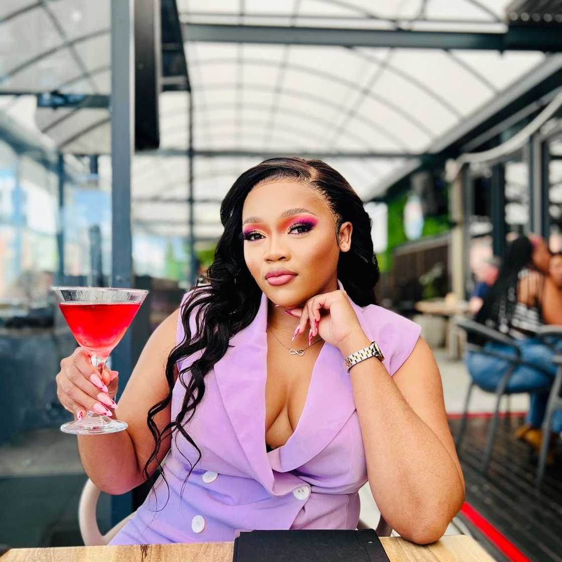 Social media users applauded a lady for making a bold move and moving abroad Social media users applauded a lady for making a bold move and moving abroad