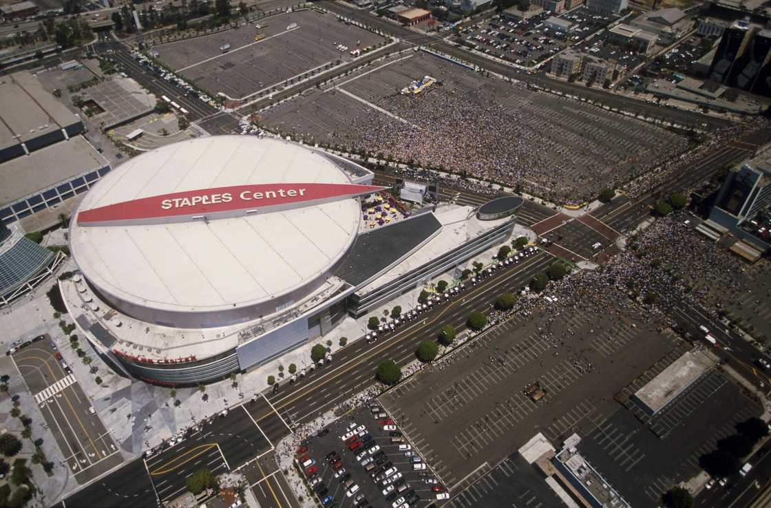 The Staples Center in 2001 The Staples Center in 2001