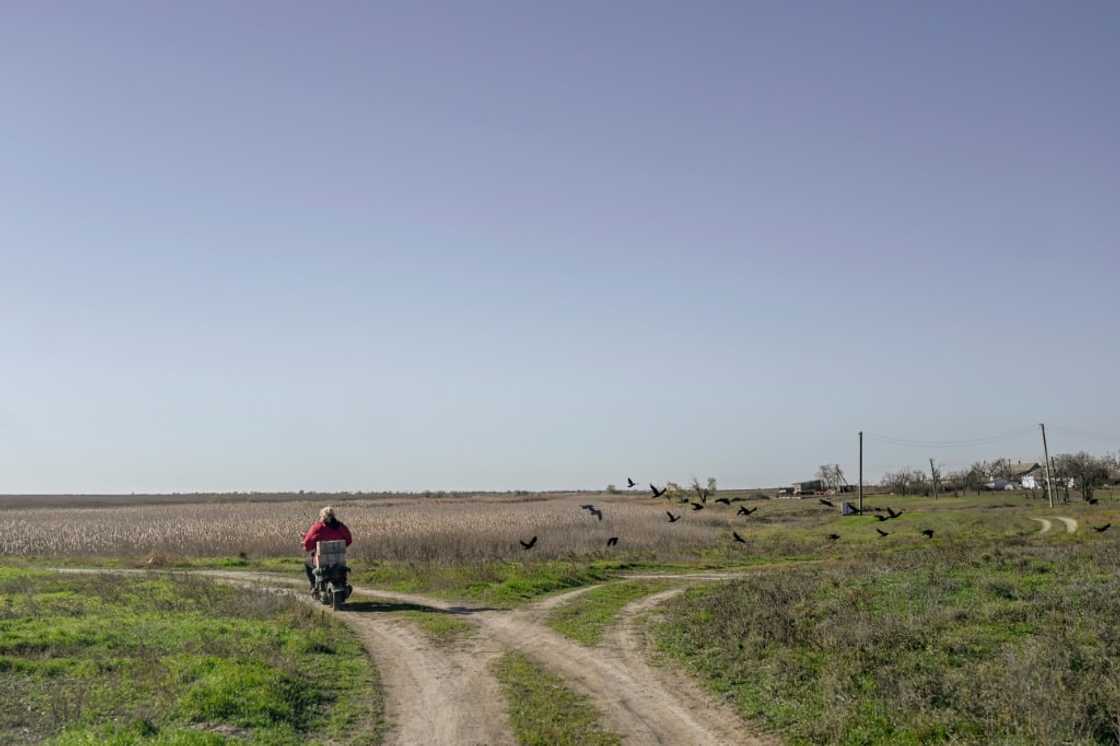 The roads around Bilozirka are either destroyed or regularly shelled The roads around Bilozirka are either destroyed or regularly shelled