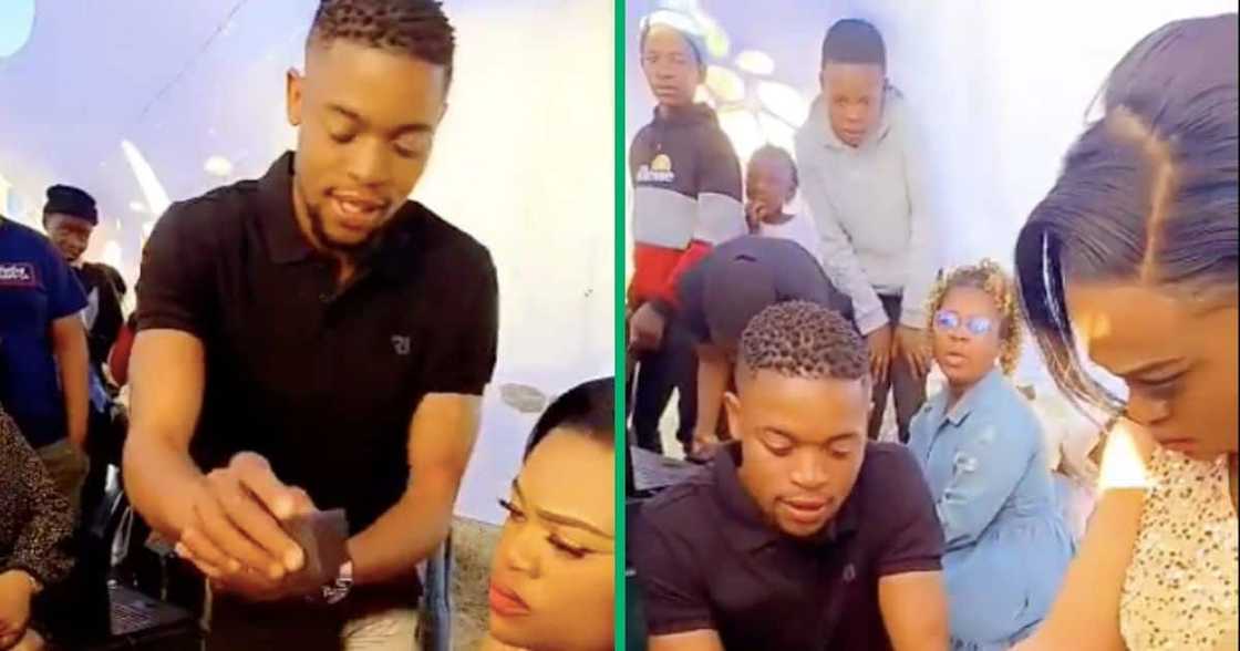 A woman did not show any emotion when being proposed to A woman did not show any emotion when being proposed to
