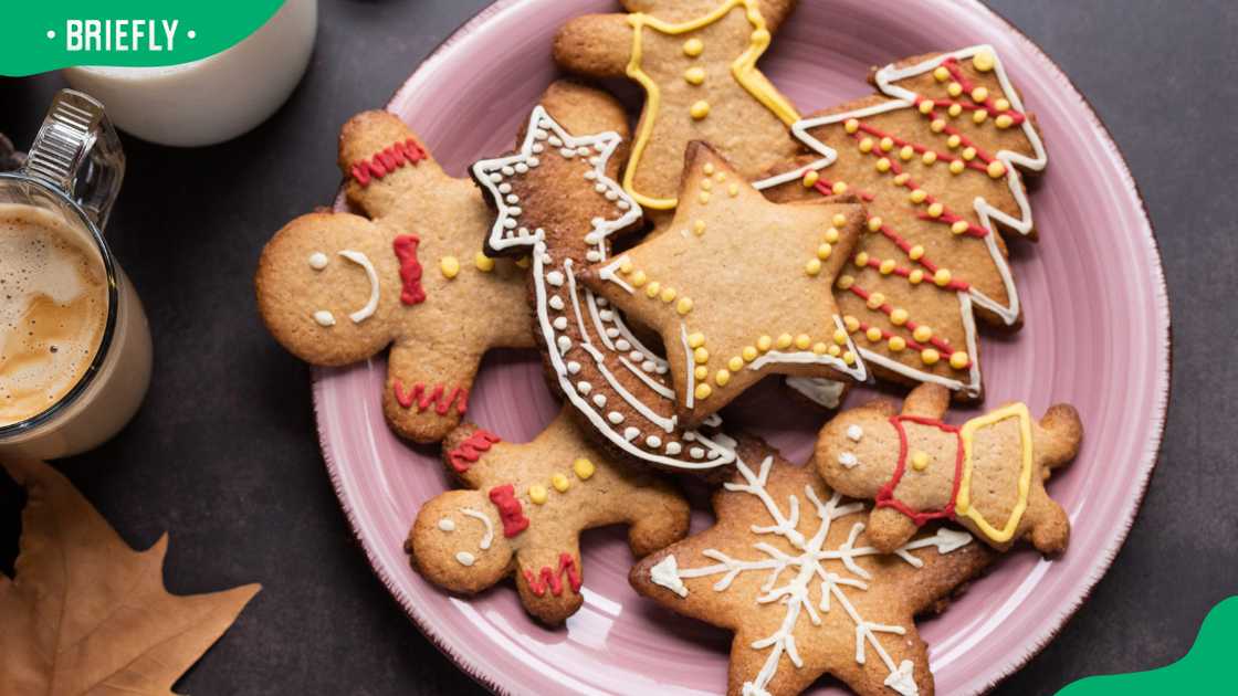 Gingerbread cookies dessert