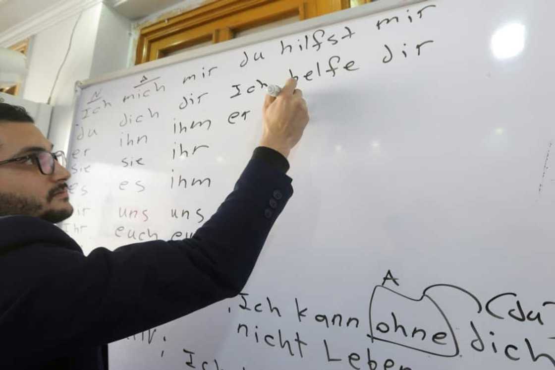German classes have proliferated in recent years in Syria where the vast majority of foreign language students had until recently opted for English or French German classes have proliferated in recent years in Syria where the vast majority of foreign language students had until recently opted for English or French