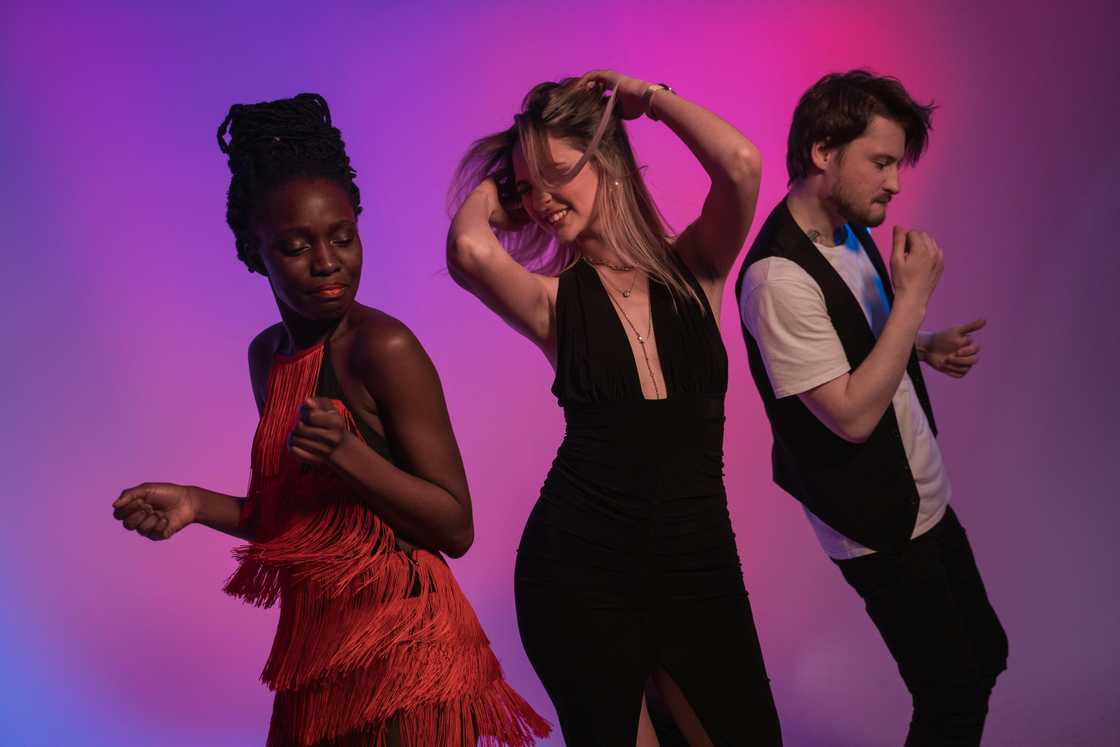 South Africans are passionate about dances South Africans are passionate about dances