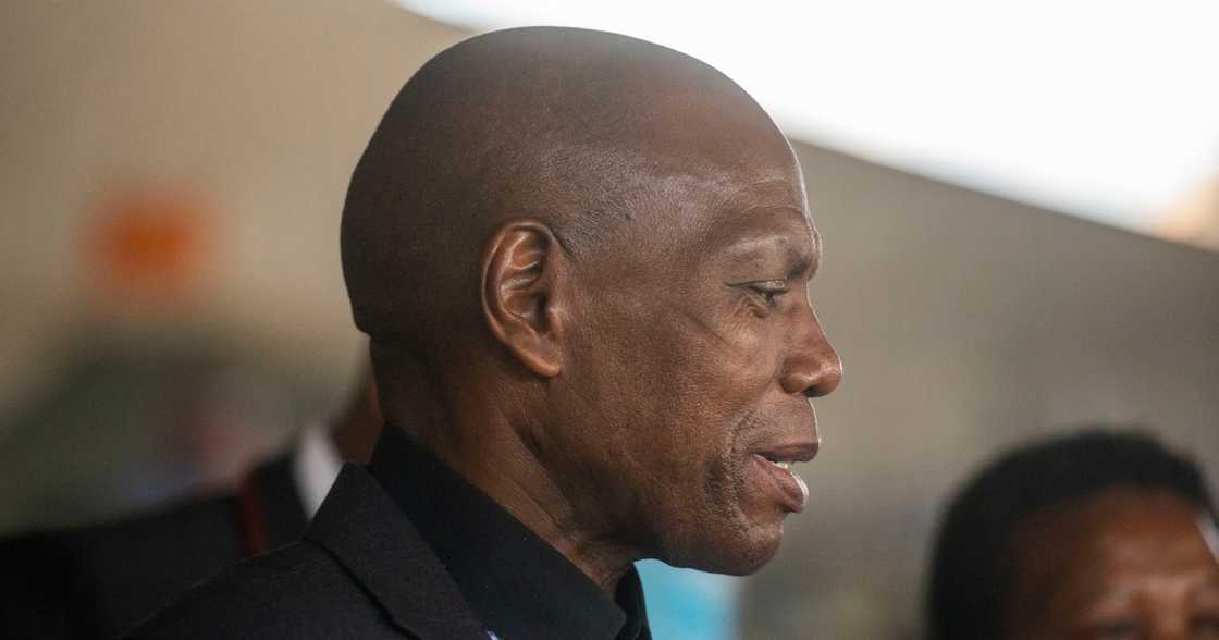 Mainstream Mainstream