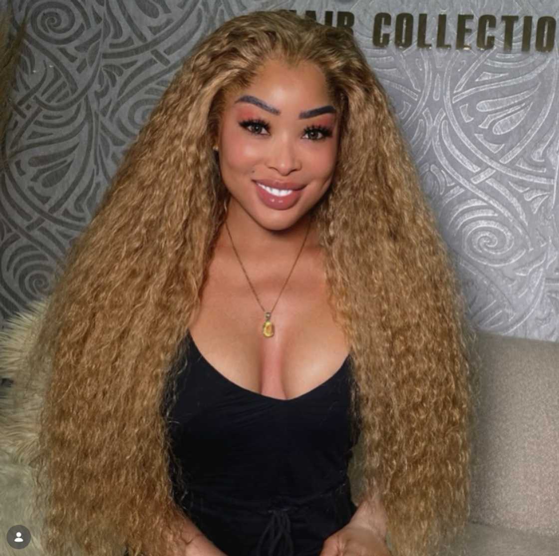 Khanyi Mbau's new look had SA shocked.