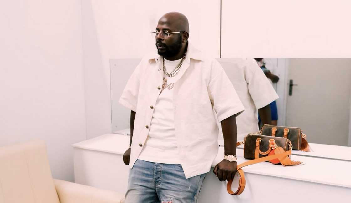 DJ Maphorisa's tattoo artist showed off his work DJ Maphorisa's tattoo artist showed off his work