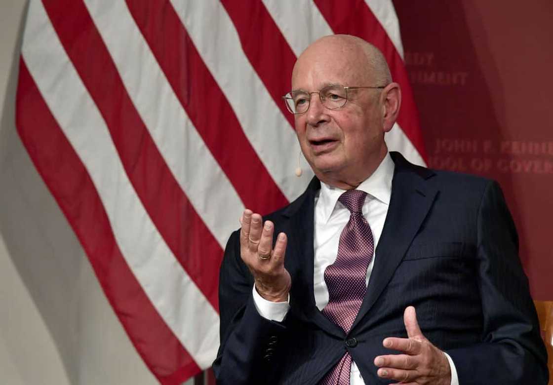 Klaus Schwab delivering a speech in 2017 Klaus Schwab delivering a speech in 2017