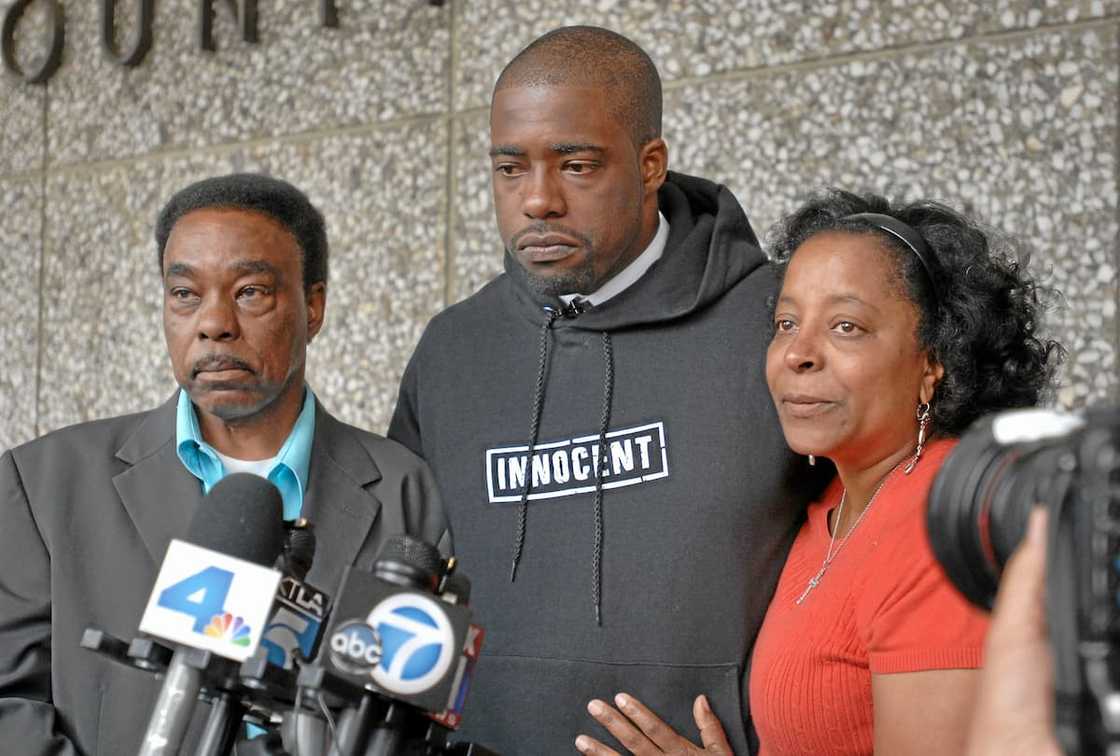 Brian Banks with his parents after he was declared innocent