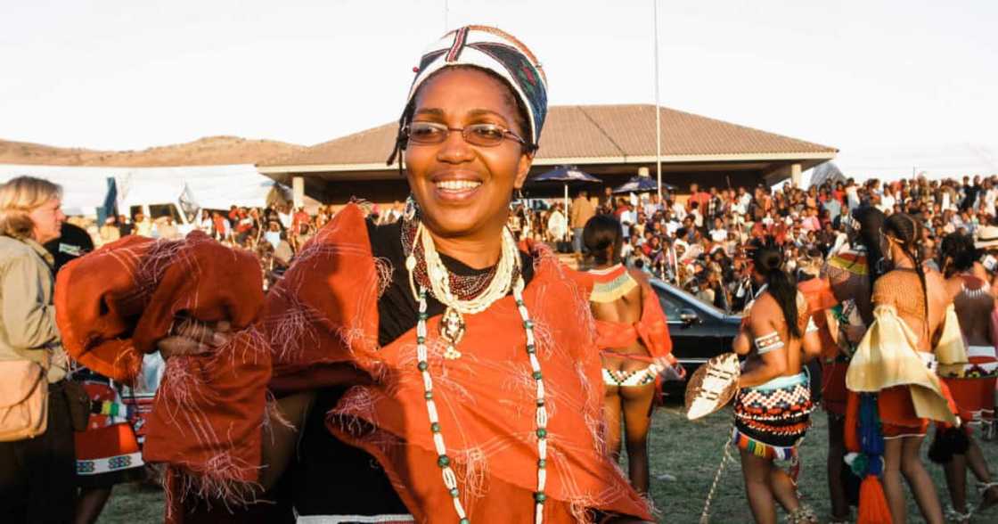 Queen Shiyiwe Mantfombi Dlamini Zulu, Regent of Zulu Nation, Dies Queen Shiyiwe Mantfombi Dlamini Zulu, Regent of Zulu Nation, Dies