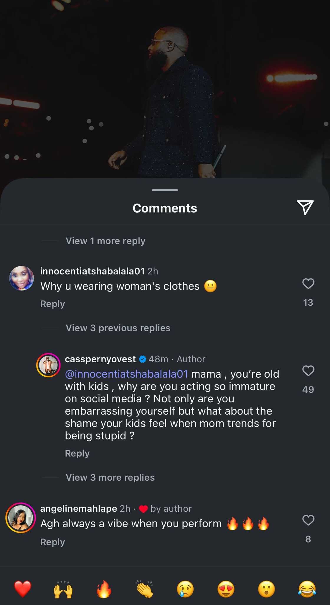 Cassper Nyovest clapped back at a woman who dissed his outfit. Cassper Nyovest clapped back at a woman who dissed his outfit.