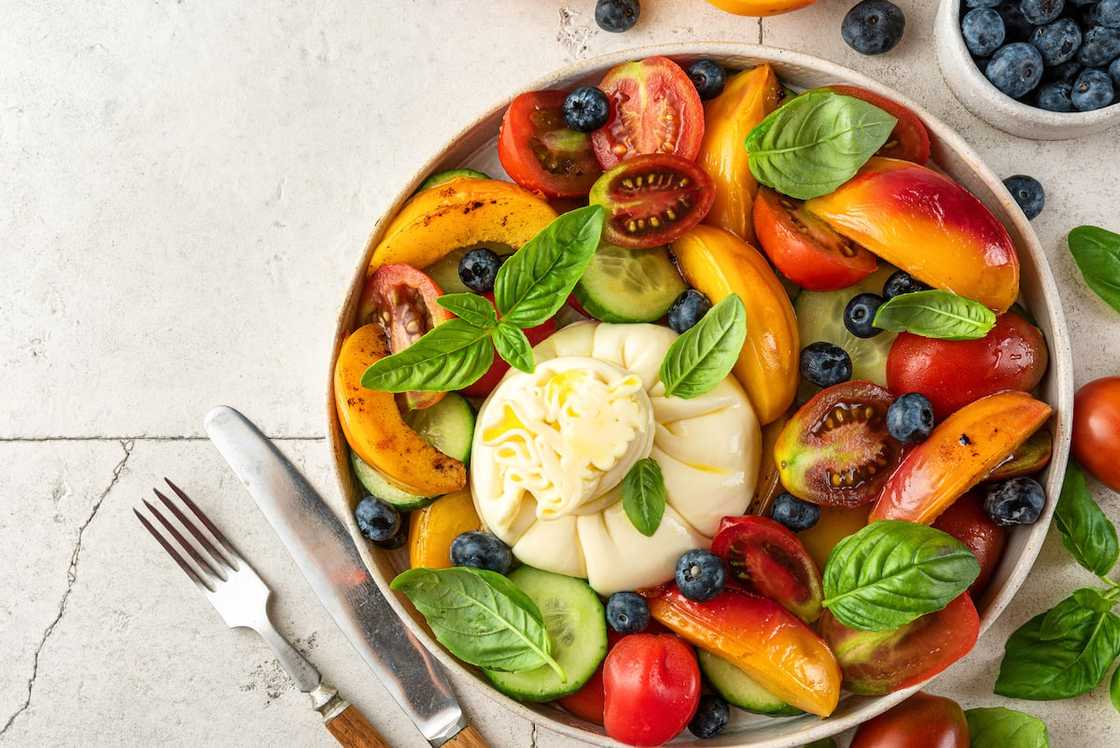 Peach and burrata platter Peach and burrata platter