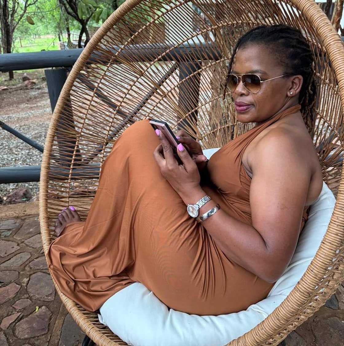 Some, however, were unhappy, saying she aired Mzansi's dirty laundry Some, however, were unhappy, saying she aired Mzansi's dirty laundry